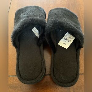 isotopes Cozy Black Faux Fur Open Toe Slippers